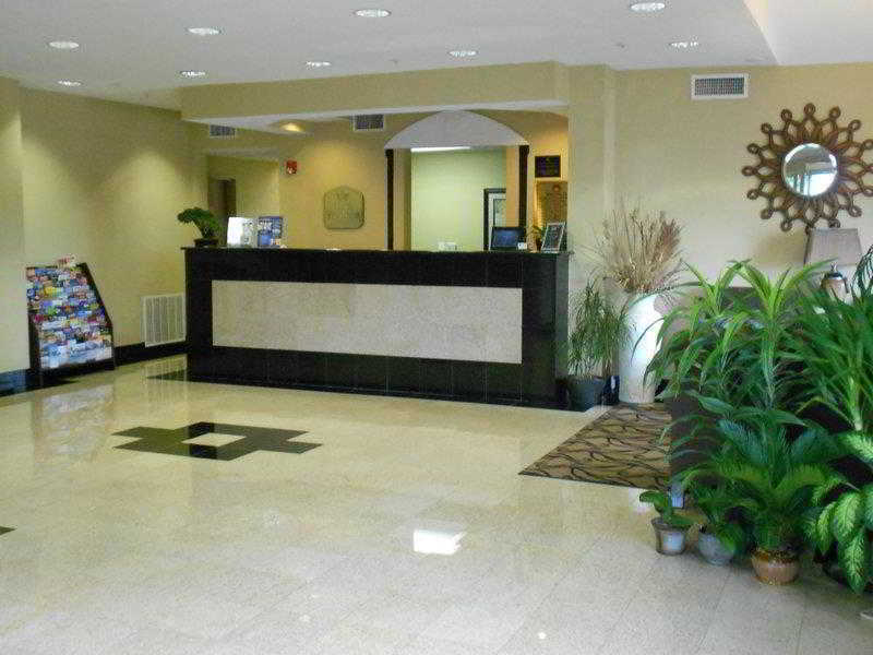 Best Western Roanoke Inn & Suites Exteriör bild