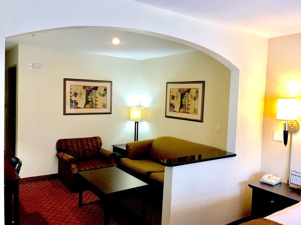 Best Western Roanoke Inn & Suites Exteriör bild