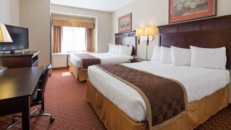 Best Western Roanoke Inn & Suites Exteriör bild